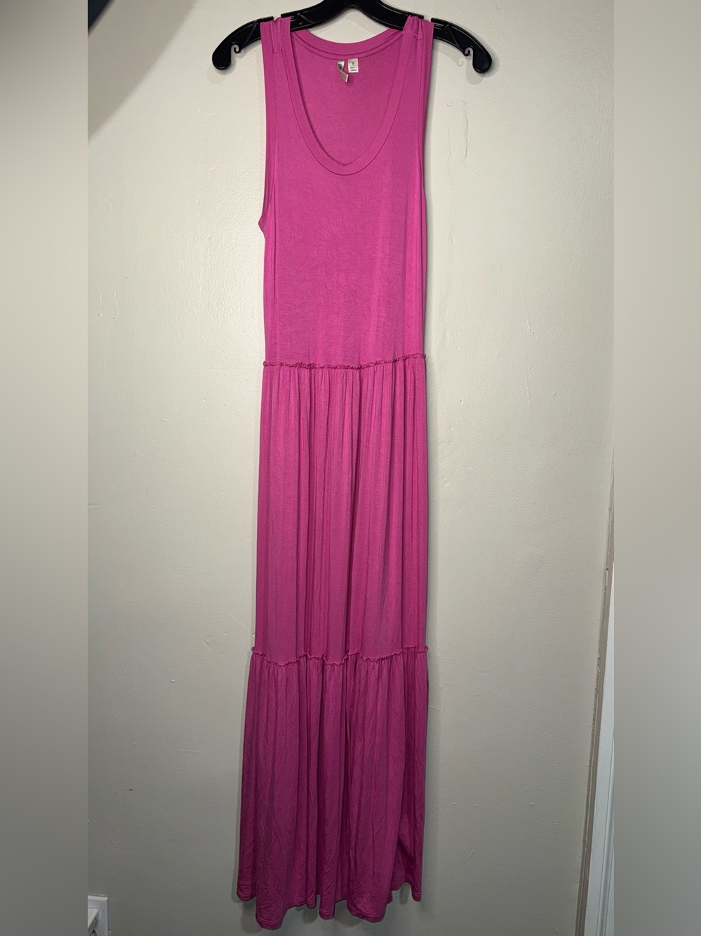 Versona Bright Pink Sleeveless Tiered Maxi Dress